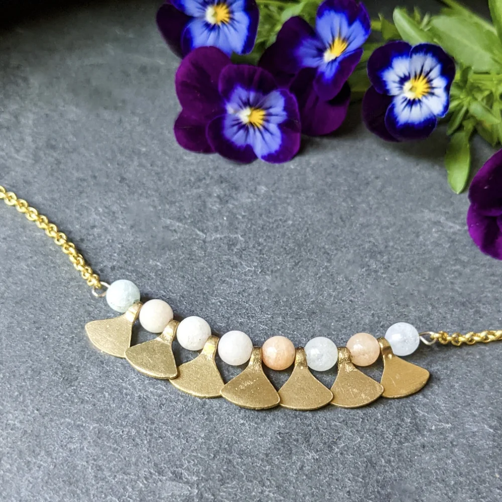 NWT Baizaar Stone Petal Necklace, Amazonite - Picture 2 of 6